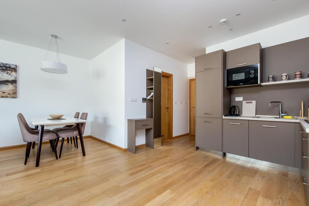 Apartment Lora In