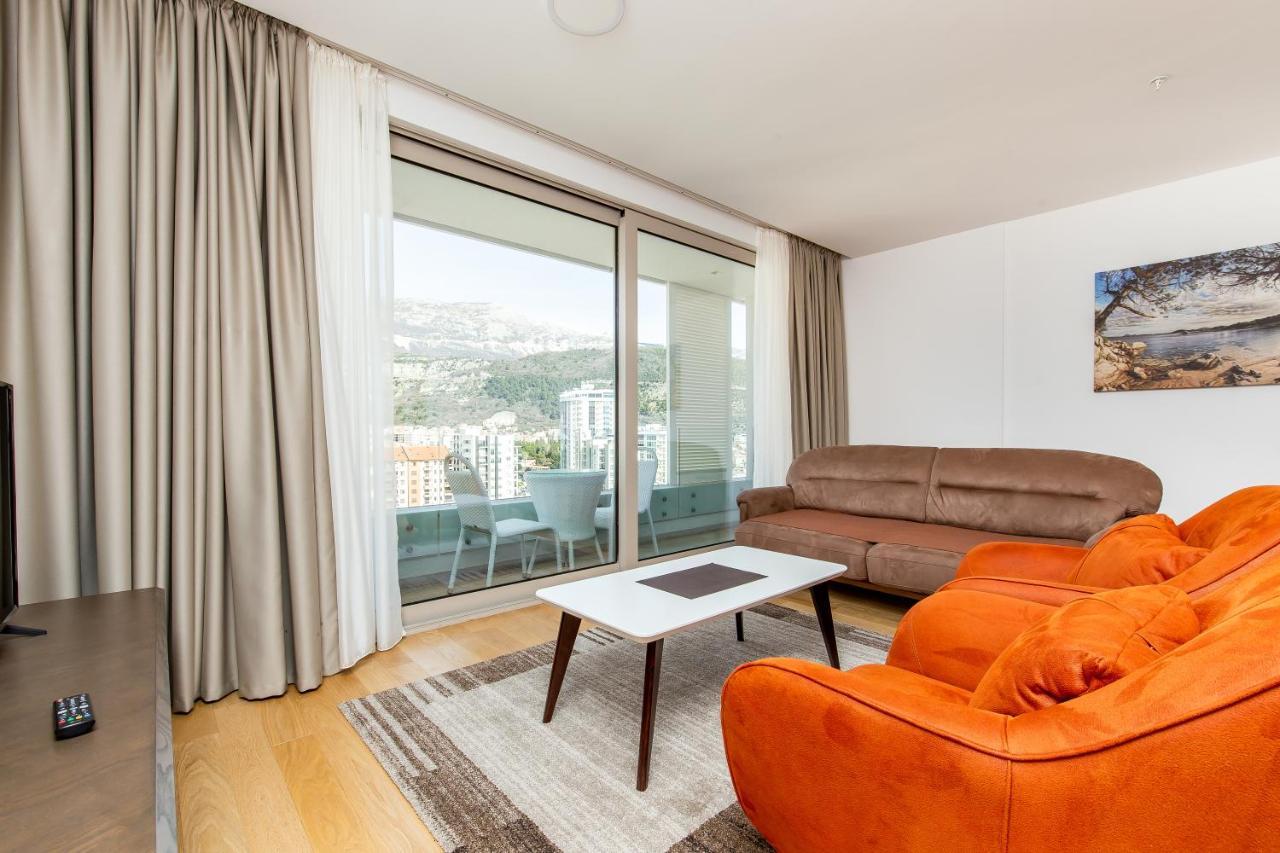 Apartment Lora In