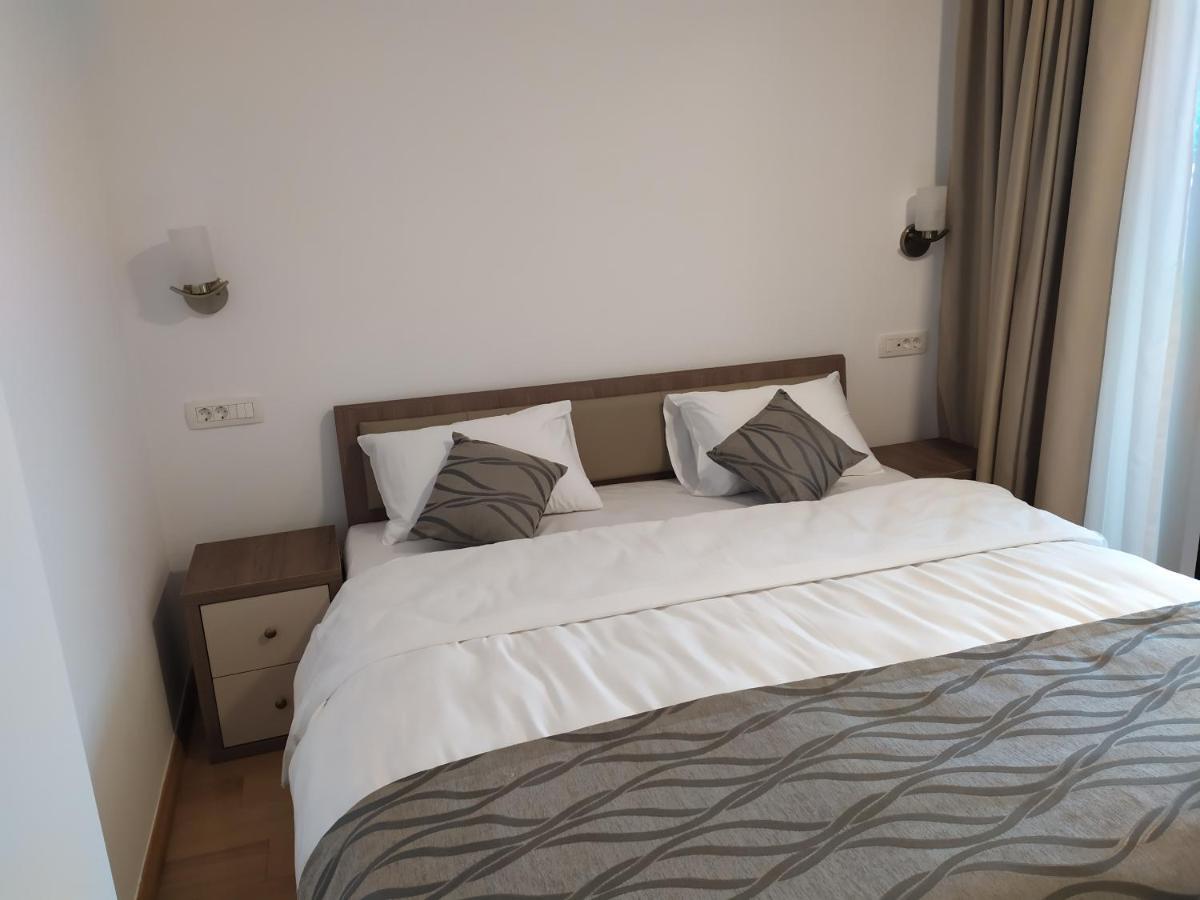Lora In Budva