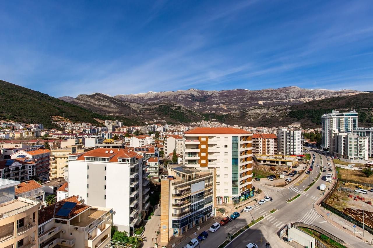 Lora In Apartment Budva