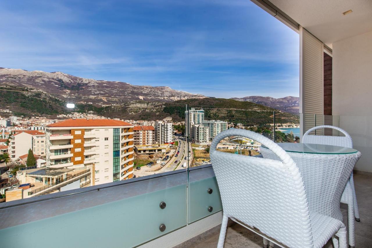 Apartment Lora In