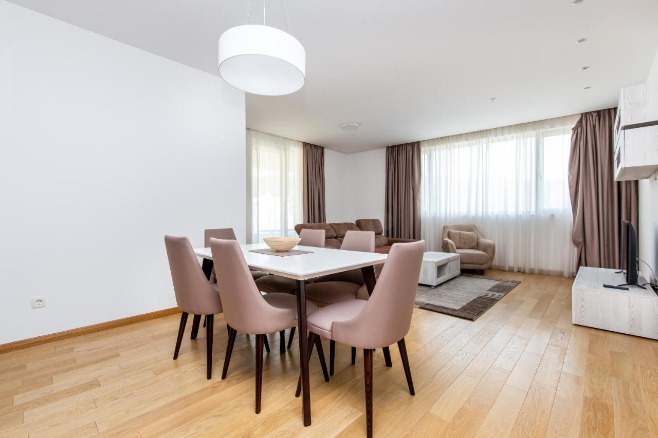 Apartment Lora In
